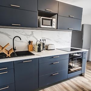 Suite T5 Rennes Gare - Parking Prive Gratuit