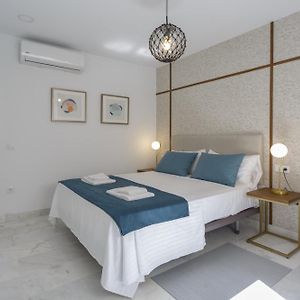 Brujula Ground Floor Indoor Apartment By Cadiz4Rentals