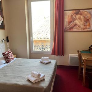 Chambre Standarde Lit Queen-Size