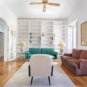 Apartamento Paseo Del Prado II En Madrid