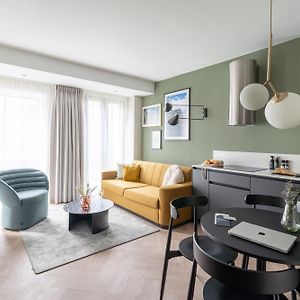Appartement Grand à 1 Chambre à Coucher