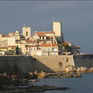 Antibes, Provence-Alpes-Côte-d'azur, Studio