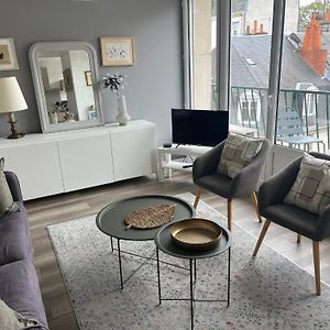 Appartement à 2 Chambres à Coucher