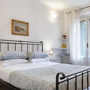 Appartement à 3 Chambres à Coucher