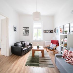 Cosy Rock Apartment