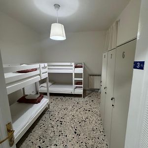 Dormitory Room Mixed