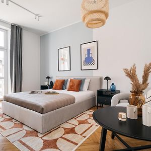 Appartement à 3 Chambres à Coucher