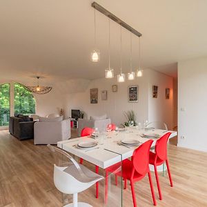 Appartement à 3 Chambres à Coucher