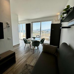 Appartement à 1 Chambre à Coucher sur le Toit