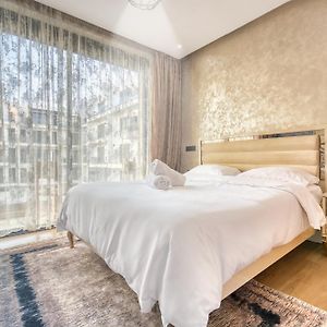 Appartement à 2 Chambres à Coucher