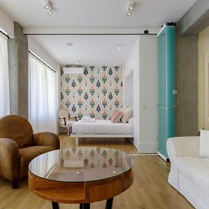 Six Apartments By Caleta Homes