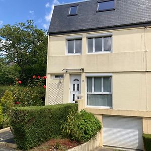 Grande Maison Avec Jardin
