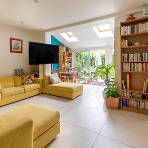 Villa à 3 Chambres à Coucher