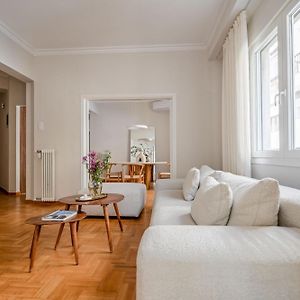 Acropolis Hideaway - Tranquil Retreat In Plaka