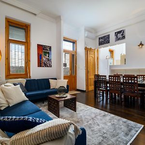 Rustic Downtown Apartment 106 M2