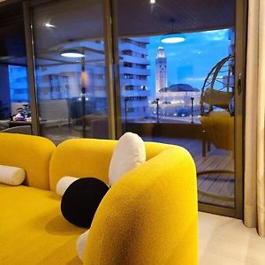 Stunning Apartment In Marina