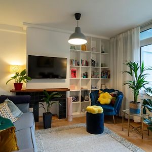 Appartement à 3 Chambres à Coucher