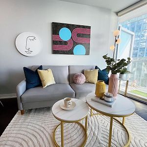 Appartement de Luxe à 2 Chambres à Coucher