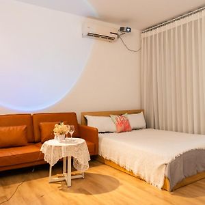 Studio de Luxe