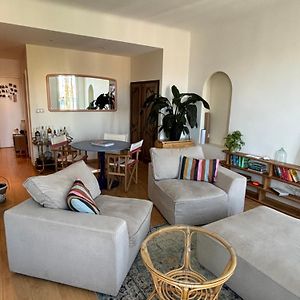 Room In Apartment In Palais Longchamp, Marseille