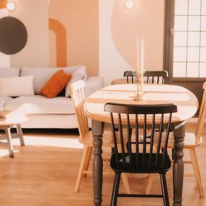 Appartement à 3 Chambres à Coucher