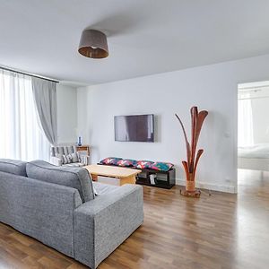 Appartement à 3 Chambres à Coucher