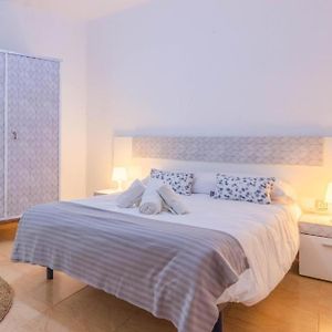 Appartement à 3 Chambres à Coucher
