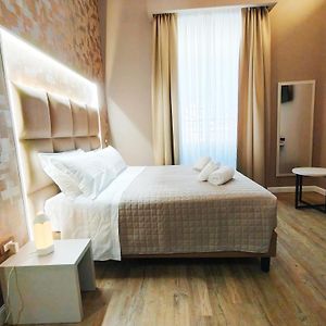 Amoroma Suite
