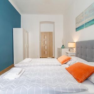 Stay Inn Apartments Naplavka