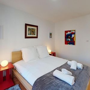 Appartement à 3 Chambres à Coucher