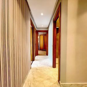 Appartement à 3 Chambres à Coucher