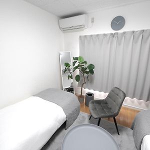 Close To Shinjuku!Twin Beds,Projector,Appliances!