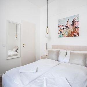 E13 - Grand Boulevard Heritage Suite - Best Location By Bqa