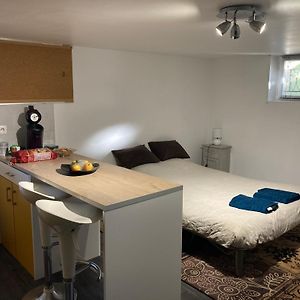 Giret'S Studio Prive