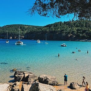 Can Romy Appartement T2F A 20M De La Plage De Cala Montgo