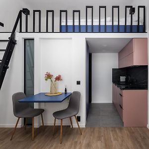 Appartement à 2 Chambres à Coucher