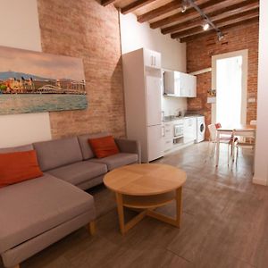 Appartement à 4 Chambres à Coucher