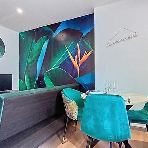 L'Oiseau Du Paradis, Entre Gare Et Centre Ville, Rez-De-Chaussee, Avec Terrasse Et Parking Prive