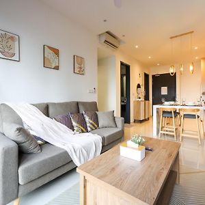 Appartement à 2 Chambres à Coucher
