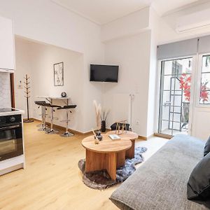 Phaedrus Living Nea Smyrni Park View Flat