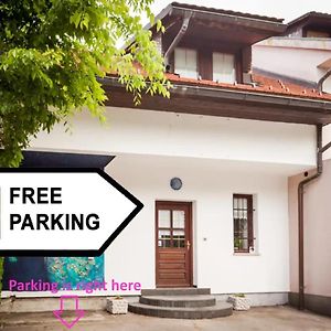 Avrora House Free Parking In Old Town