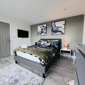 Appartement à 2 Chambres à Coucher