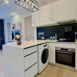 Appartement à 2 Chambres à Coucher