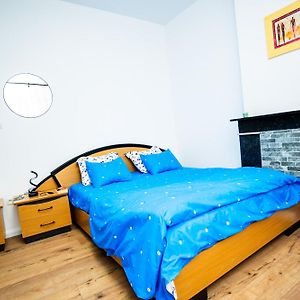 Chambre R1 Avec Salle De Bain Privee