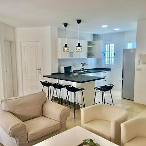 Appartement à 2 Chambres à Coucher