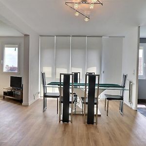 Appartement à 3 Chambres à Coucher