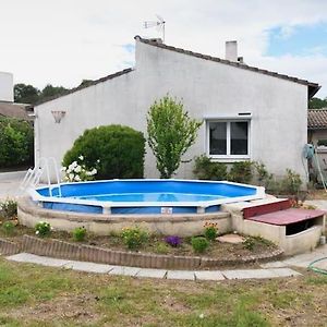 Villa à 2 Chambres à Coucher