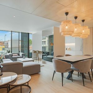 Appartement de Luxe à 2 Chambres à Coucher