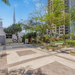 Tranquil Vibe 1Br In Dubai Downtown