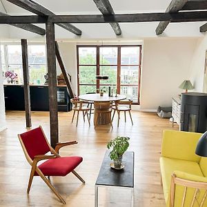 Appartement à 2 Chambres à Coucher